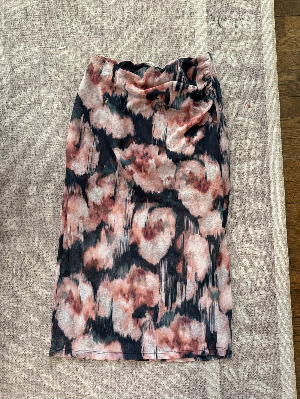 Abercrombie & Fitch Pink and Black Floral Pencil Skirt